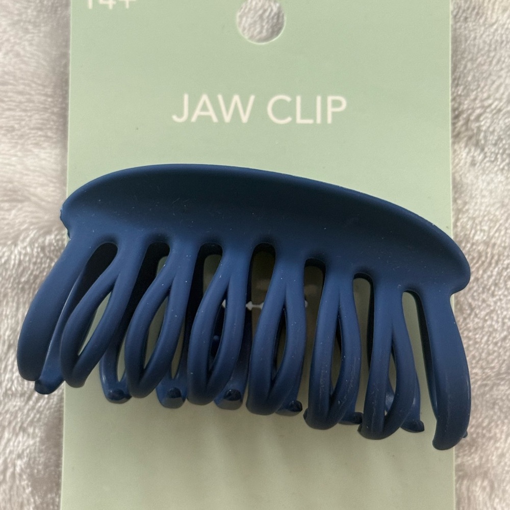Blue Jaw Clip